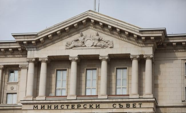 Министерският съвет е готов да осигури пари за изборните паравани