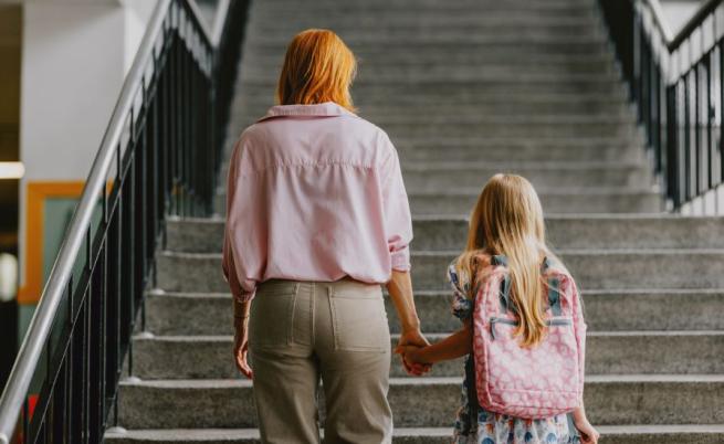 “Да, България” предлага право на 1 час дневно отпуск за водене на дете до градина или училище