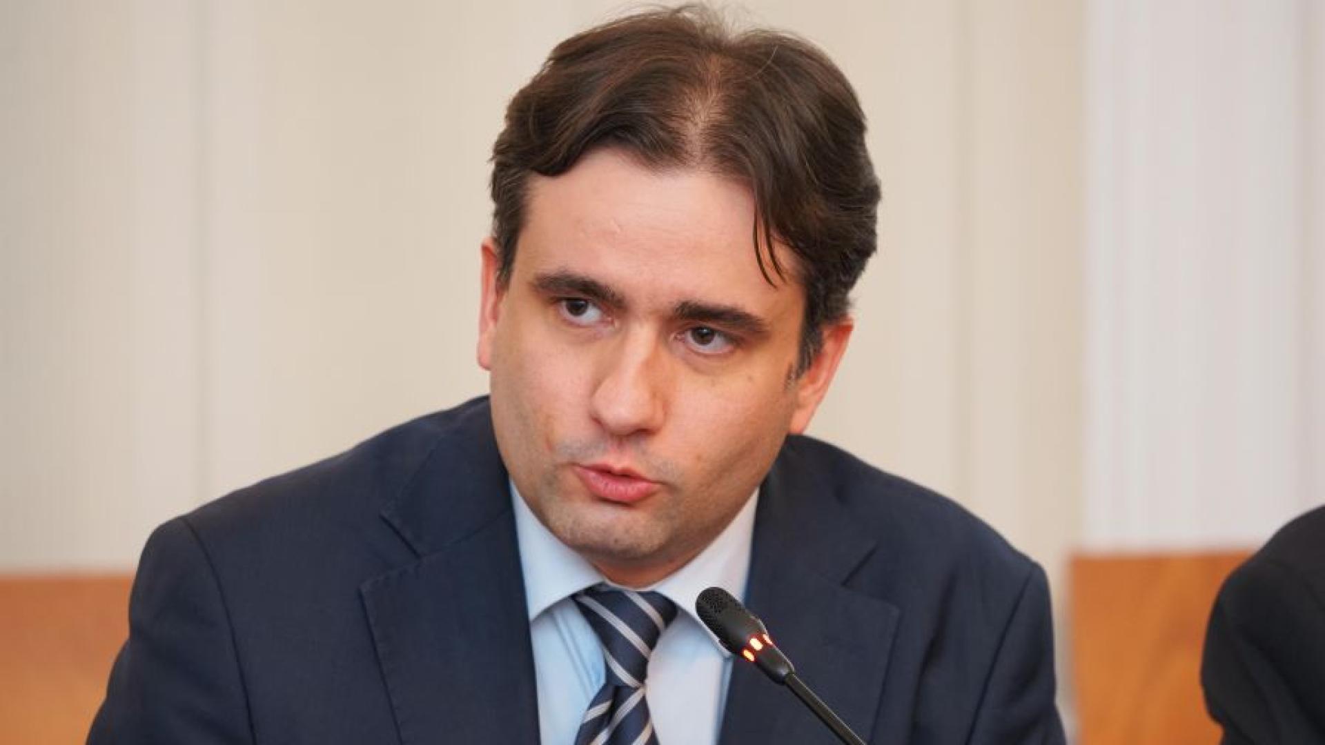 Връчиха обвинителния акт на народния представител от ПП ДБ Божидар Божанов