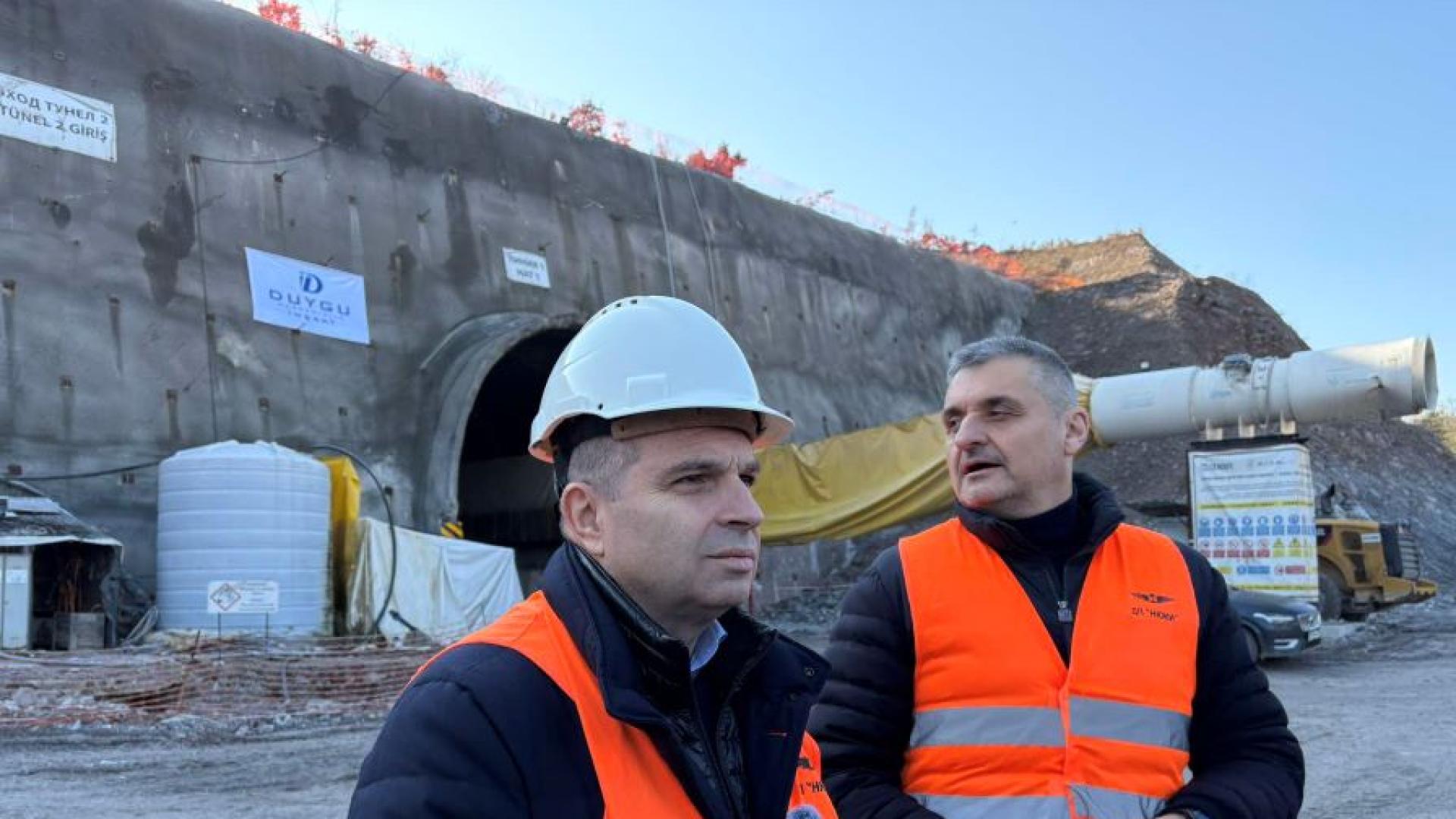 Налага се да действаме спешно и във възможно най кратки срокове