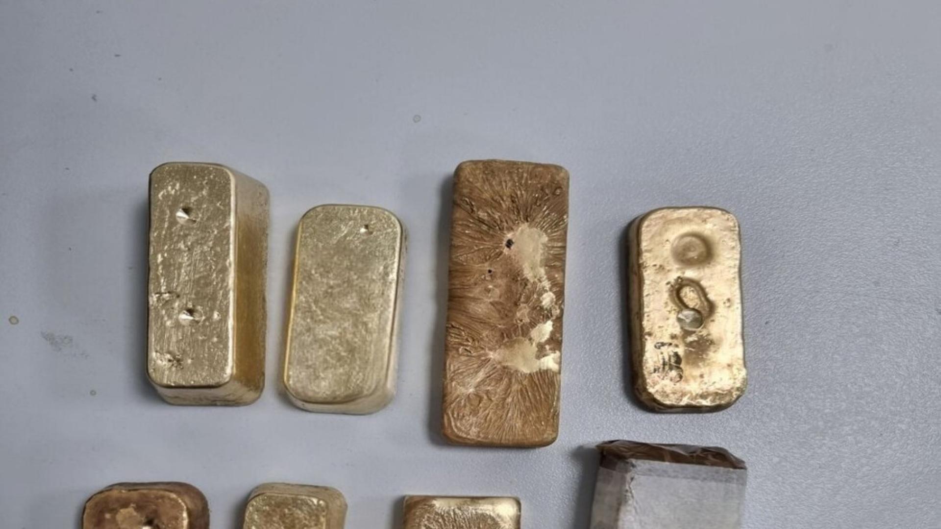 Близо 5 кг контрабандни златни отливки откриха митническите служители на