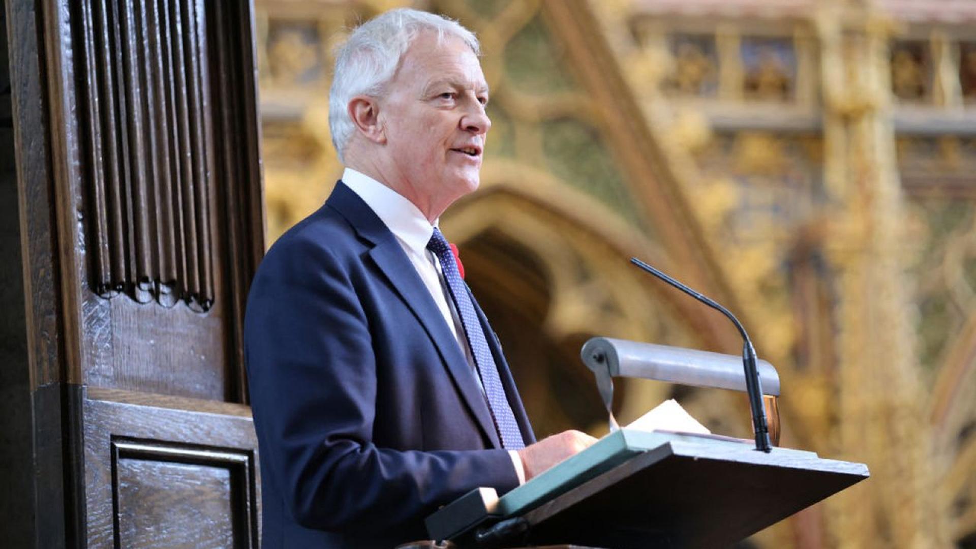 Нова Зеландия уволни своя първи дипломат в Лондон след като