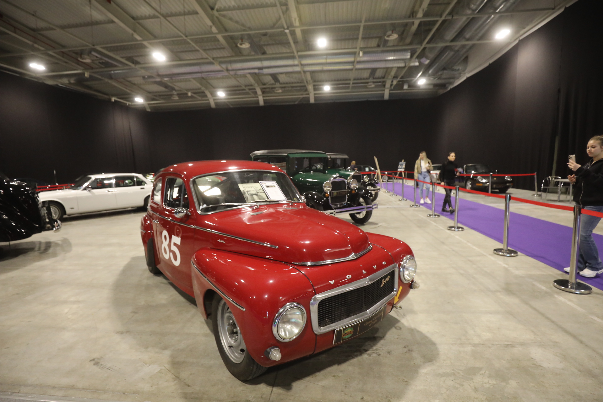 <p>Изложение на ретро автомобили в "Интер Експо Център" София&nbsp;</p>