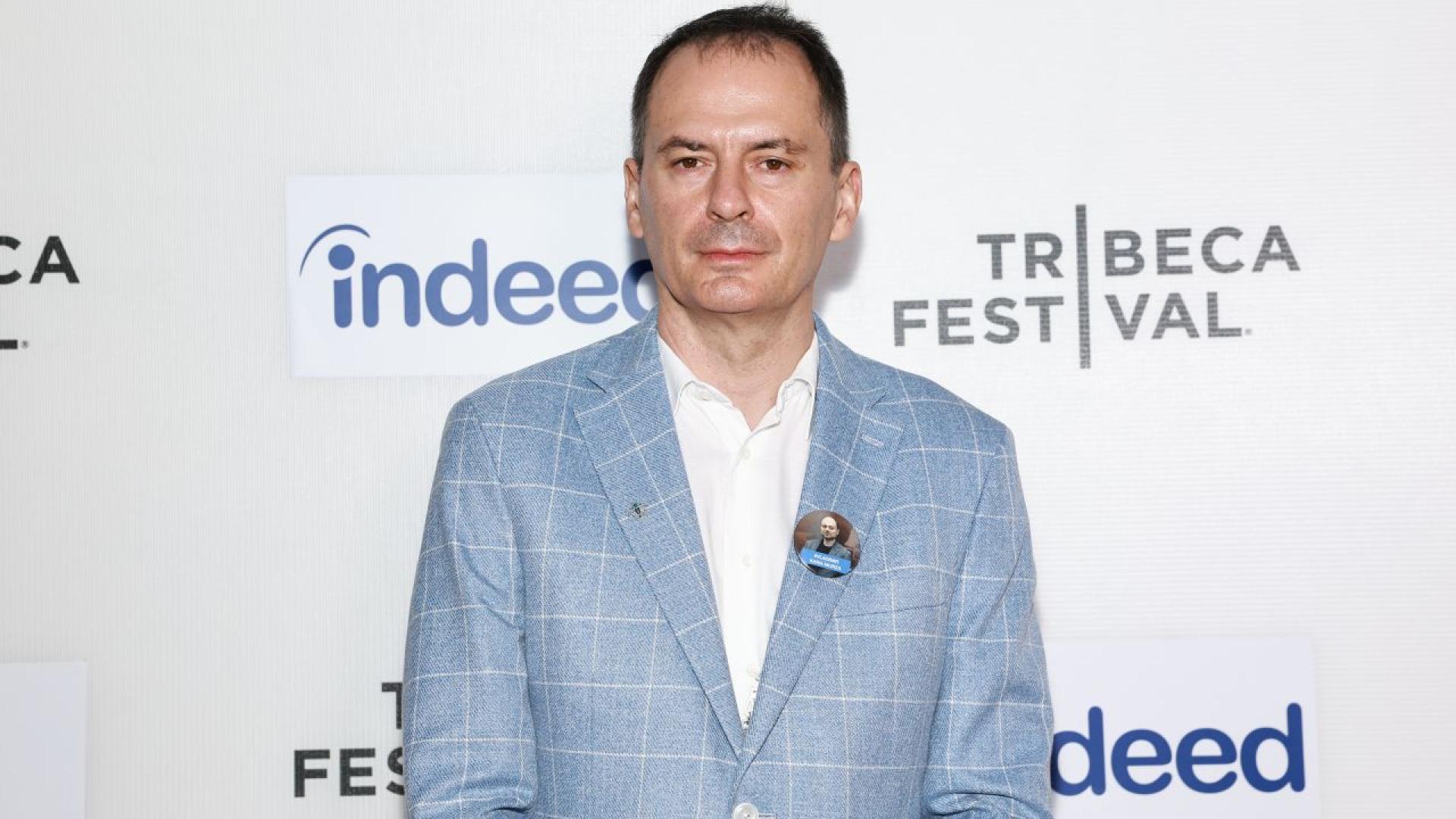 Христо Грозев седеше в кафене в Ню Йорк през февруари