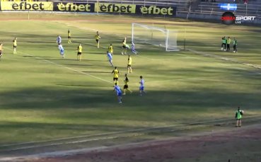 Кристиян Бойчев от Дунав вкара гола на 25-и кръг във Втора Лига