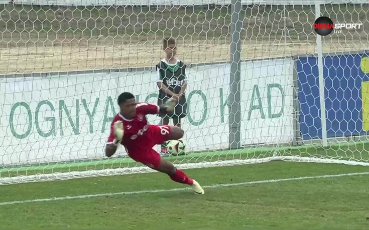 Аралица пропиля дузпа, Локо София изпусна златен шанс