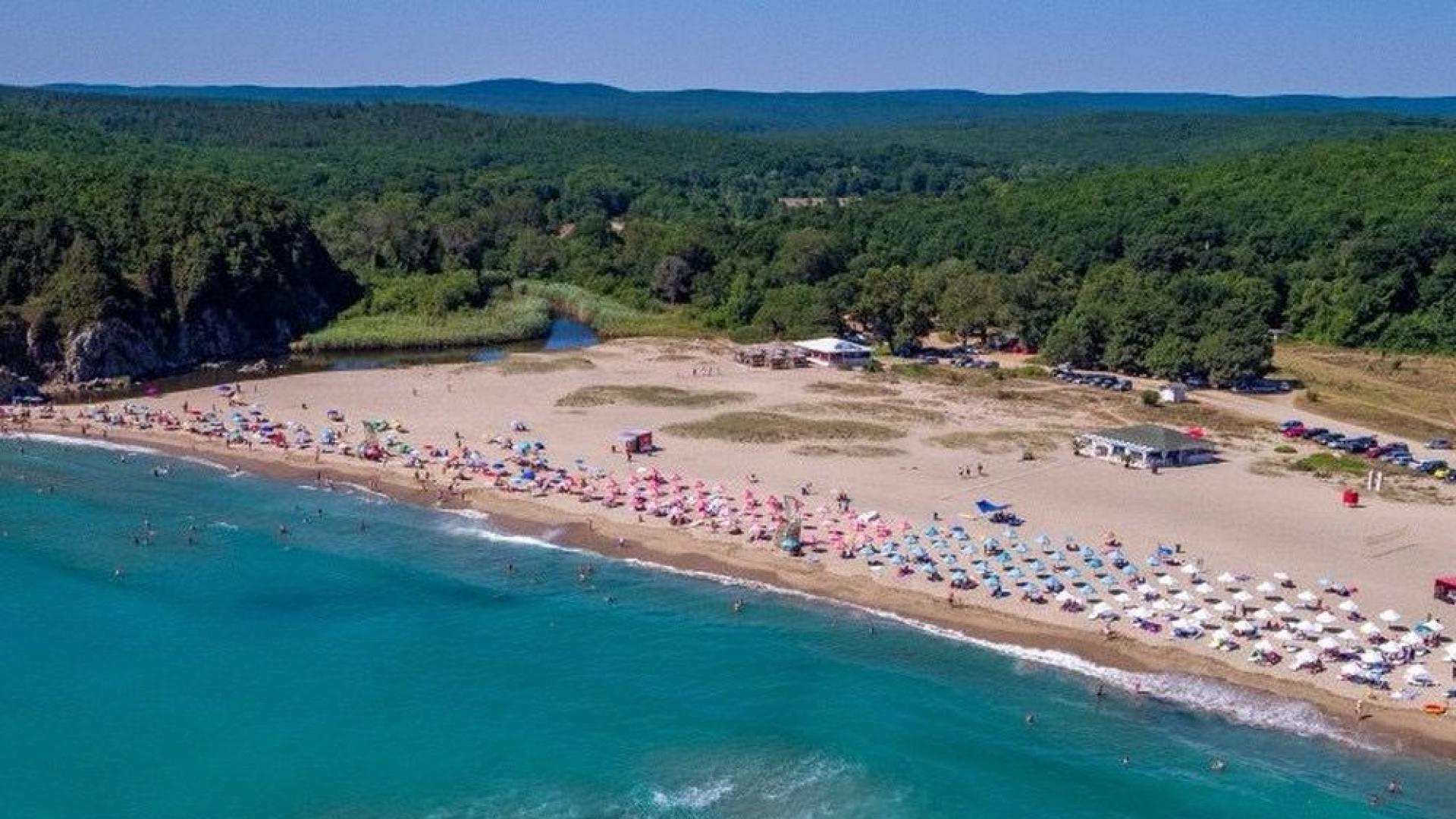 Поне 70 плажа по българското Черноморие могат да заслужат в