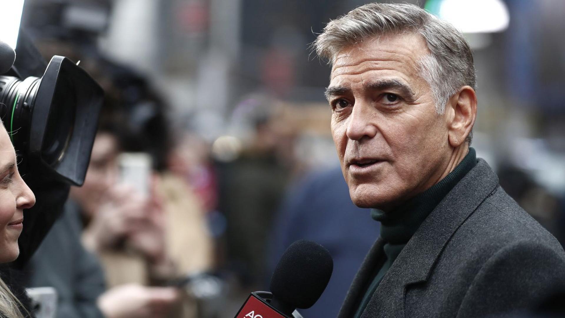 Президентът на САЩ Доналд Тръмп разкритикува появата на второразредната филмова