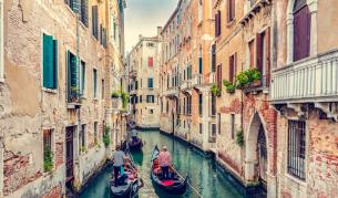 Венеция потъва: Градът обмисля драстични мерки срещу рекордните наводнения