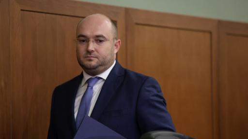<p>Министърът на правосъдието обяви война на имотната мафия</p>
