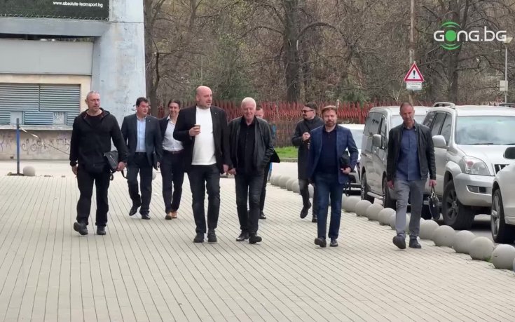 Сираков пристига за Общото събрание в Левски