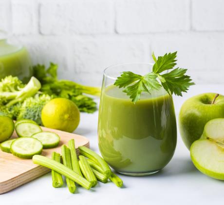 Преди около десетилетие бутилка със зелен сок беше задължителен аксесоар