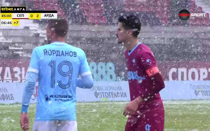 Две греди разделиха Септември от отбелязване на гол