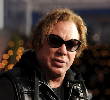 Холивудският ветеран Мики Рурк предизвика буря от коментари и вълна