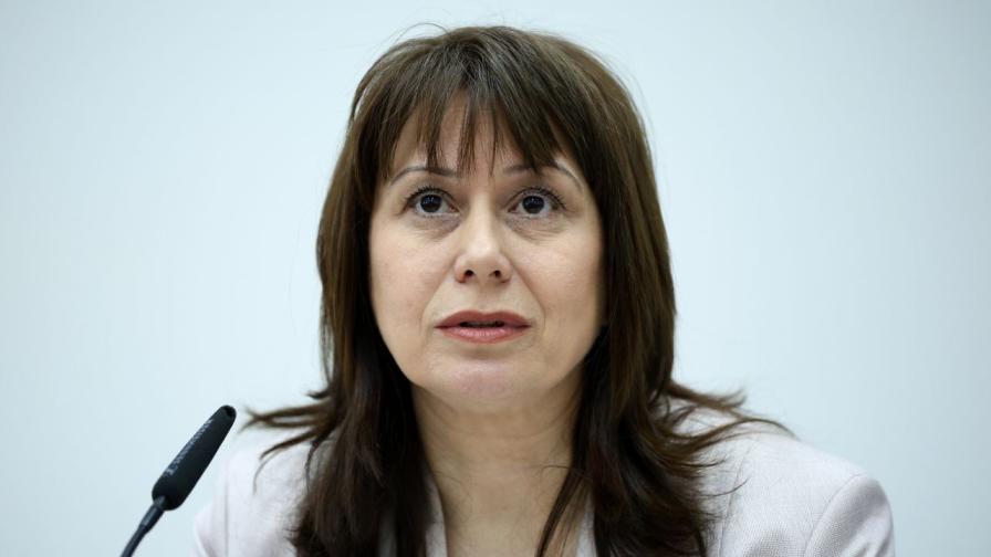 Коя е Велислава Делчева?