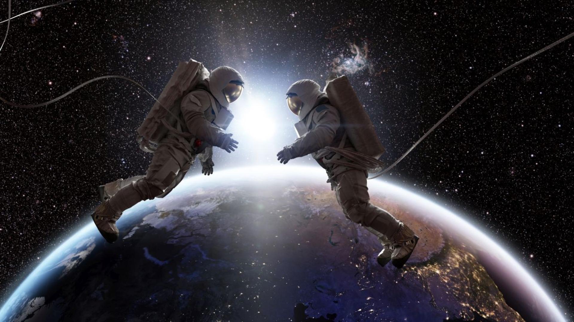 На 12 април 1961 г на борда на космическия кораб