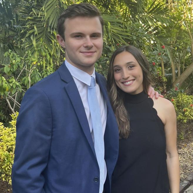  Джеймс Санторо и Карена Гроф 