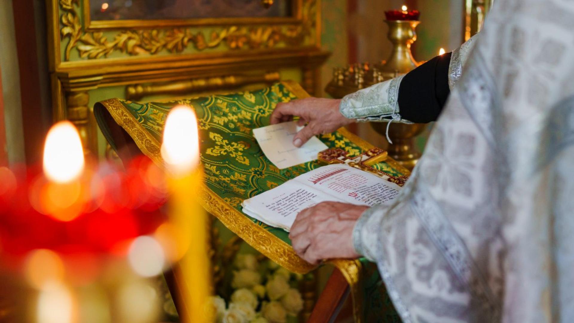 Църквата Св Петър и Павел  е една от най известните забележителности в