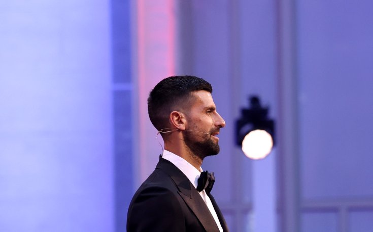 Ядосаният Джокович строши ракетата си в Женева