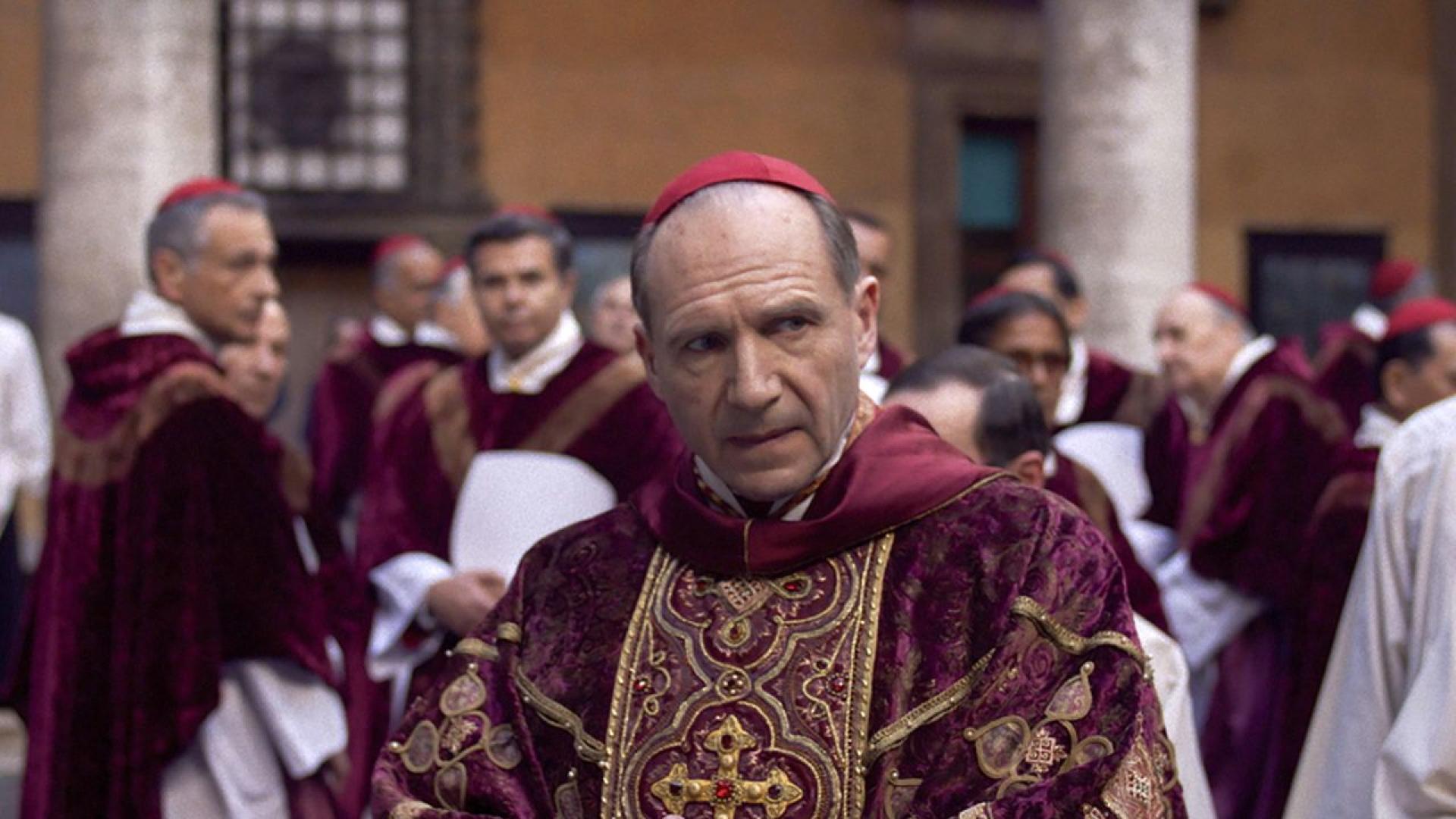 Рядко изкуството имитира живота толкова буквално както го прави Конклав