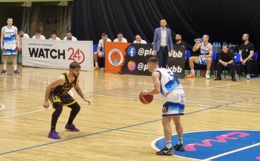 Академик Бултекс 99 надви Миньор Перник за край на редовния сезон