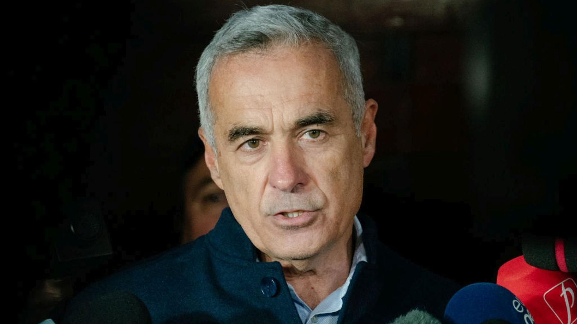 Около 200 поддръжници на бившия кандидат за президент на Румъния