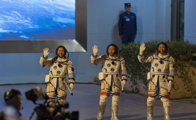 Тайконавтите от мисията 