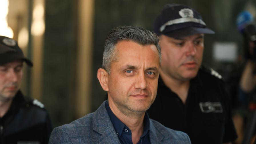 <p>Шефът на пловдивската митница остава за постоянно в ареста</p>