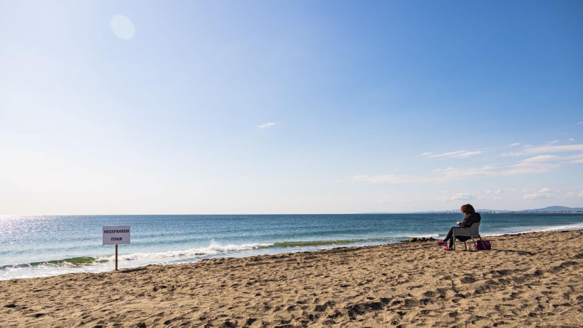 Няма нефтени разливи на плажовете в Поморие съобщиха от пресцентъра