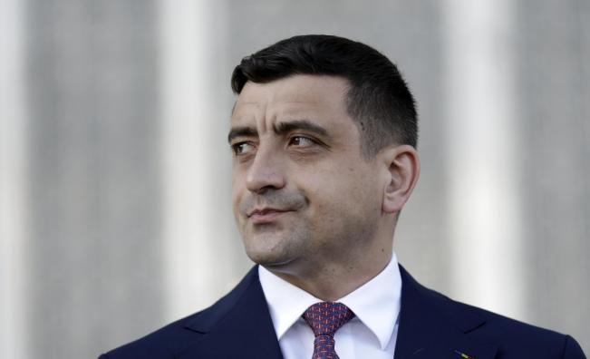 Симион планира да направи Джорджеску премиер