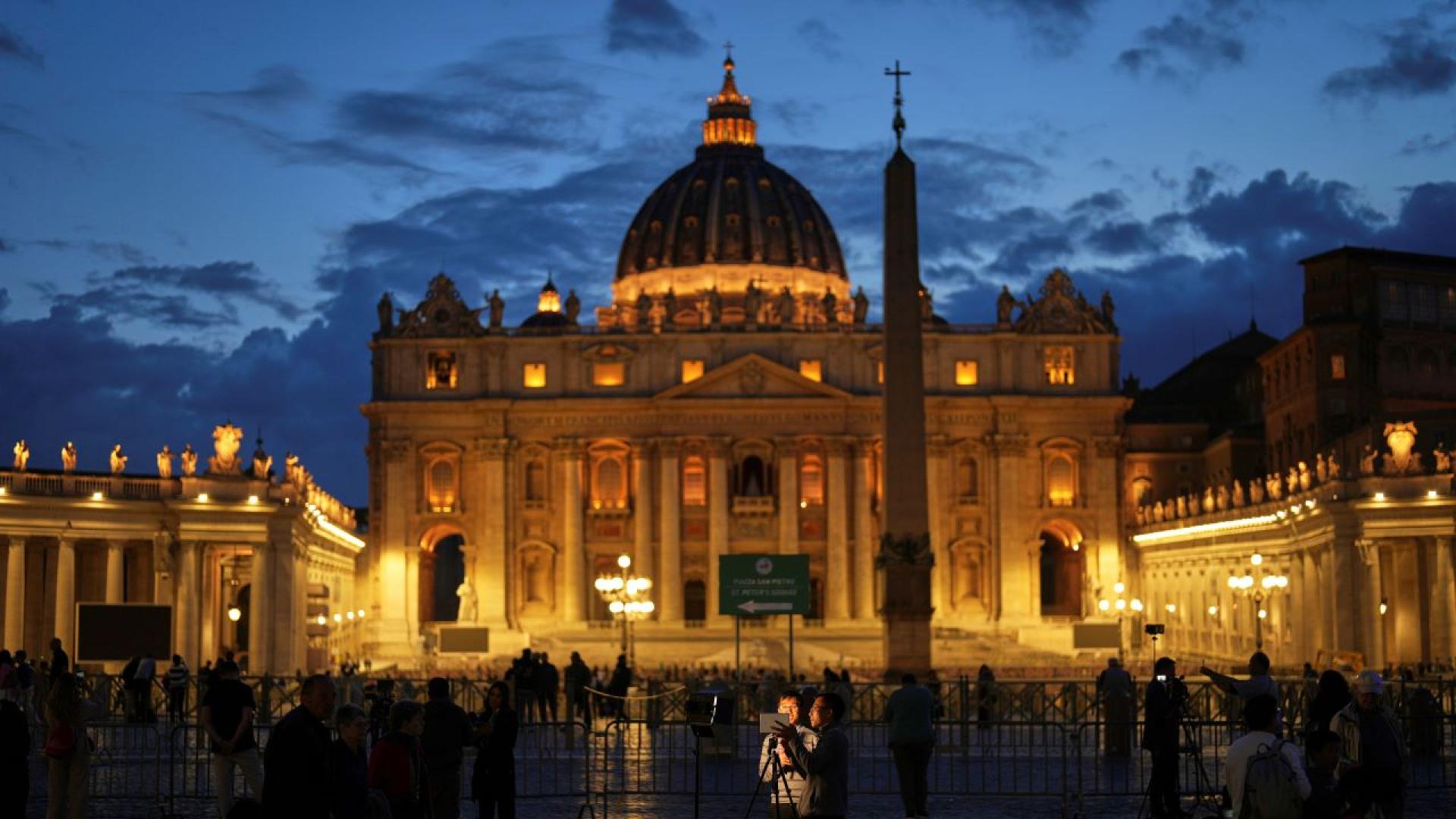 Който и да бъде избран за папа той ще има