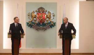Какво си казаха Радев и Дуда на срещата "на четири очи"