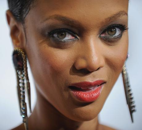 Легендата от модния подиум на 90 те Тайра Банкс отново попадна