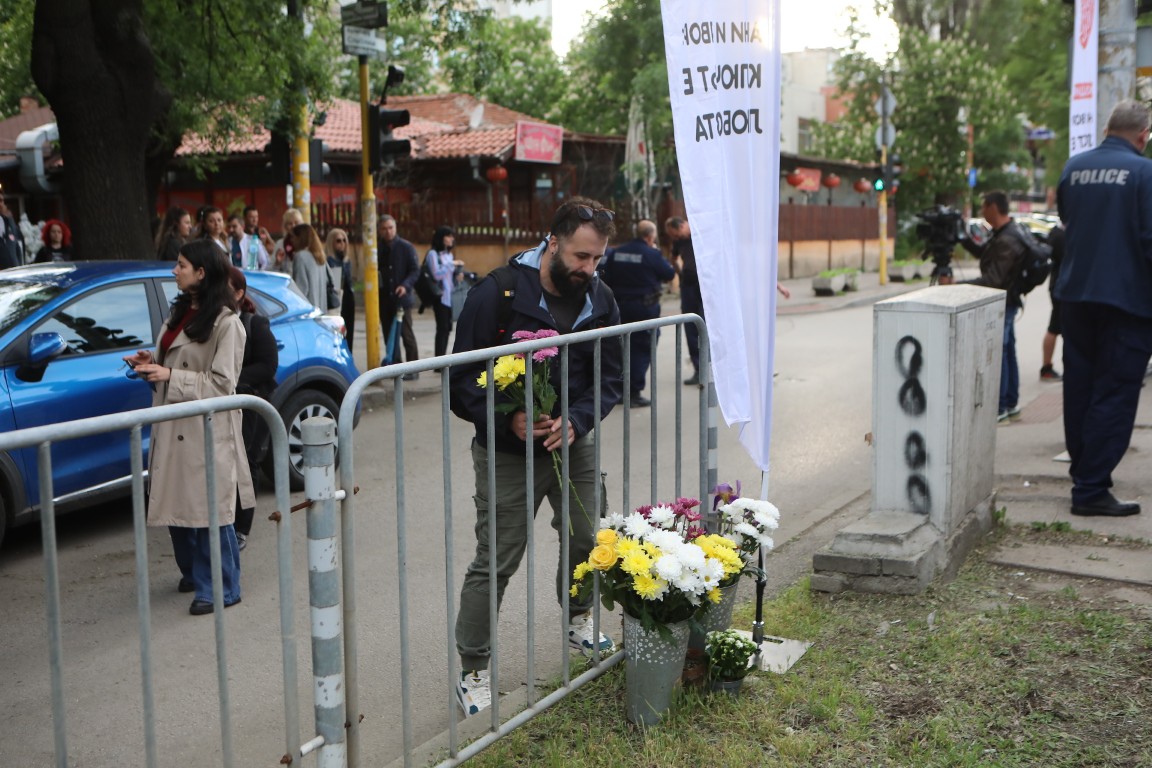 <p>Протест в памет на Ани и Явор на столичния бул. &bdquo;Сливница&ldquo;</p>