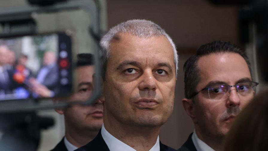 <p>Костадинов: Президентът да пита КС за референдума за еврото</p>