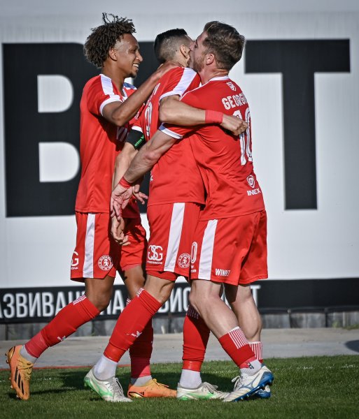 Локомотив Пловдив Ботев Враца1