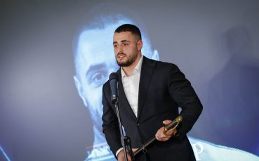 Карлос Насар e „Мъж на годината”, Стоичков го разплака