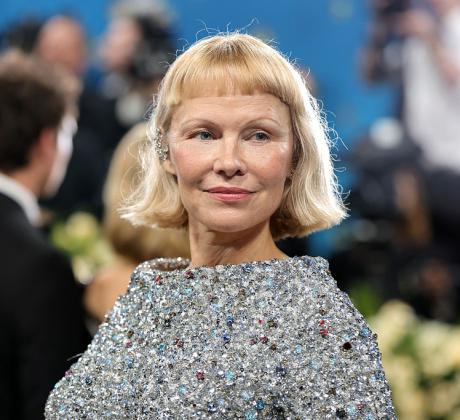 Памела Андерсън отново успя да раздели публиката – този път