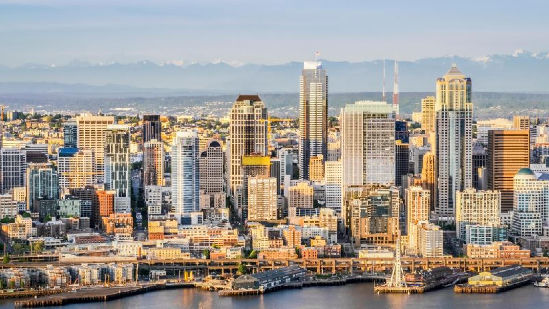 Двегодишно момче падна от 15 ия етаж на многоетажна сграда близо