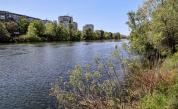 Тяло на мъж изплува от водите на река Марица в Пловдив