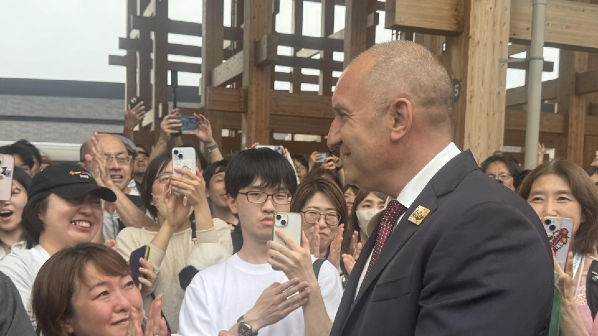 Президентът Румен Радев посети българския павилион на ЕКСПО 2025 в