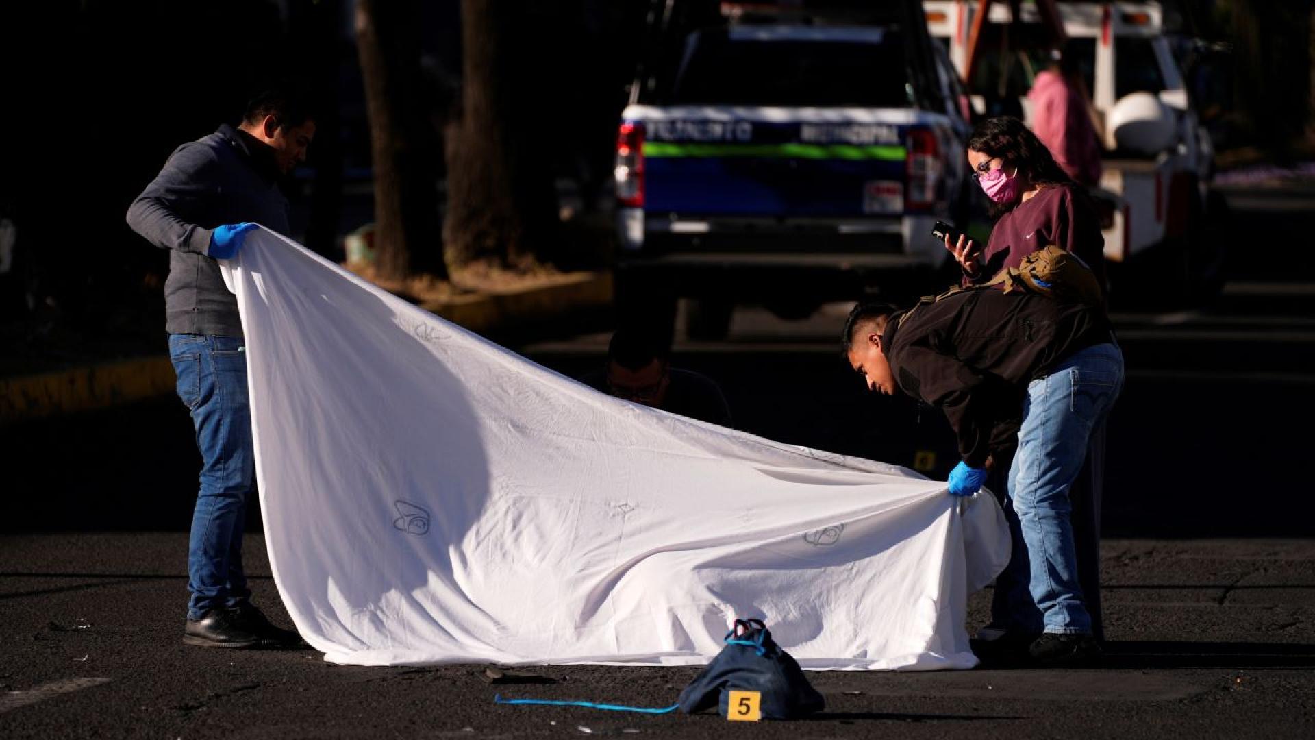 Седем души бяха убити вчера при престрелка в мексиканския щат