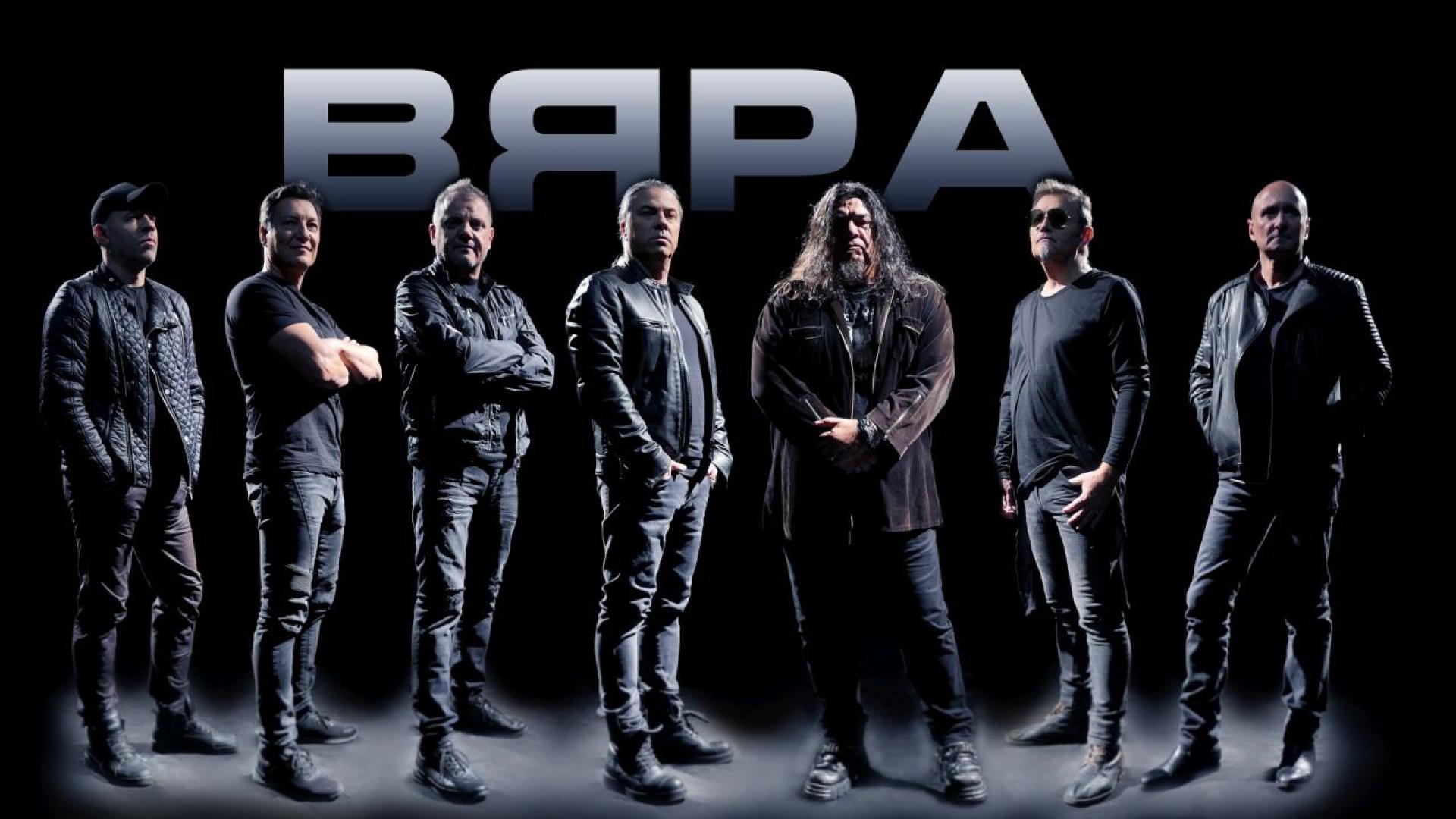 Звезди и Тонто от Ахат са специални гости на турнето