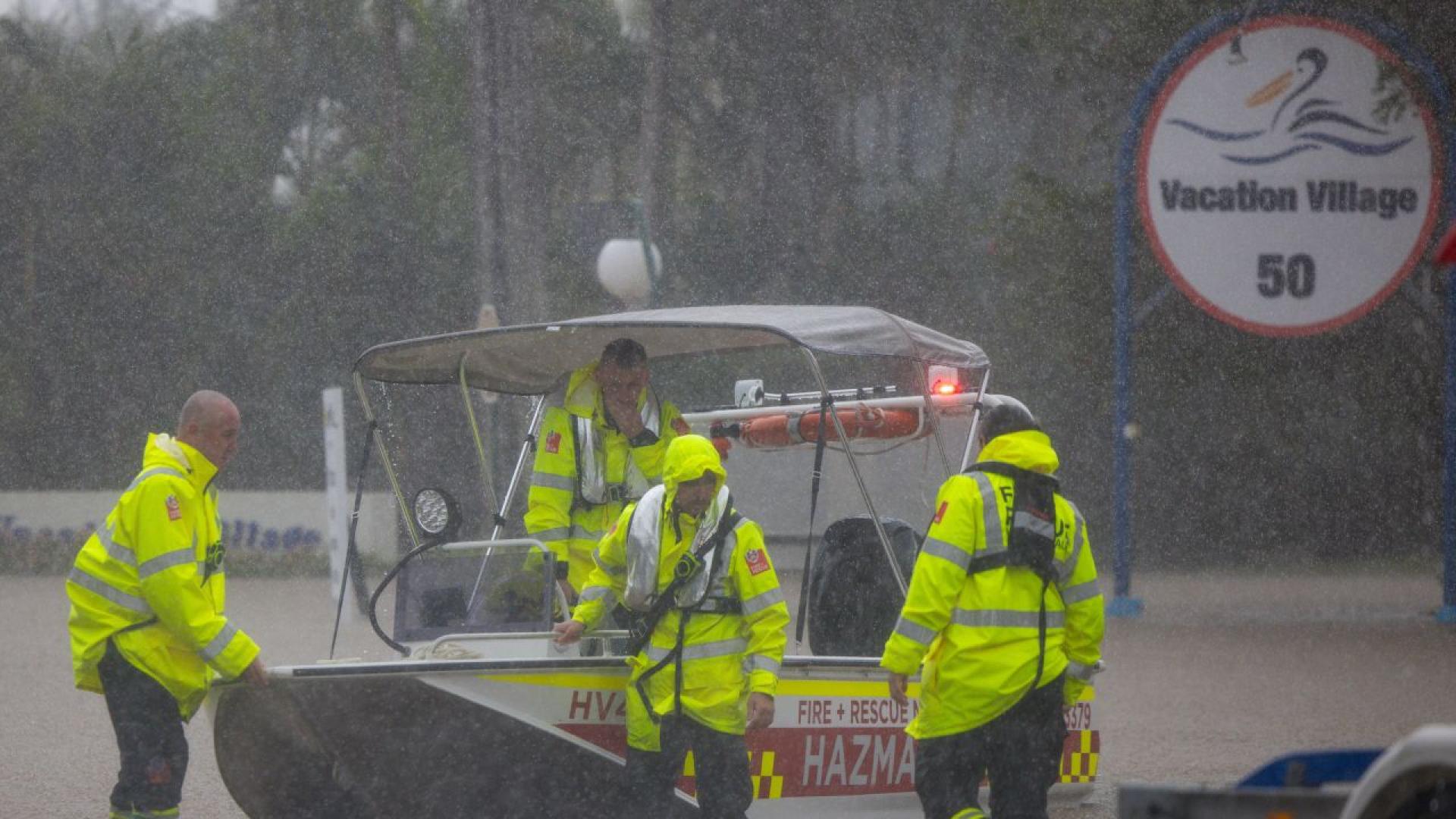 Две сестри 13 годишната Блеър и 11 годишната Брук Харбър загинаха при