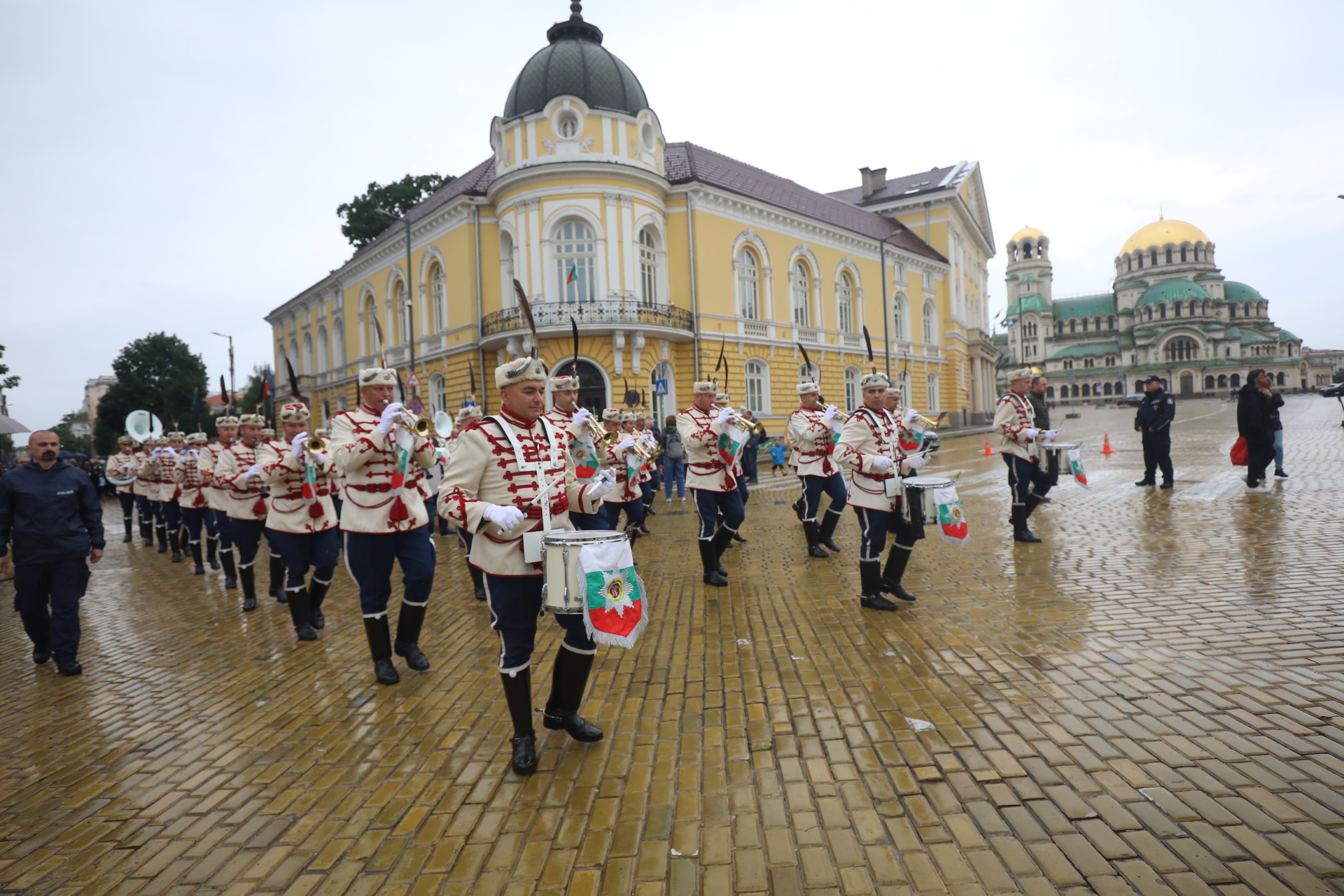 <p>Празничното шествие за 24 май в София</p>