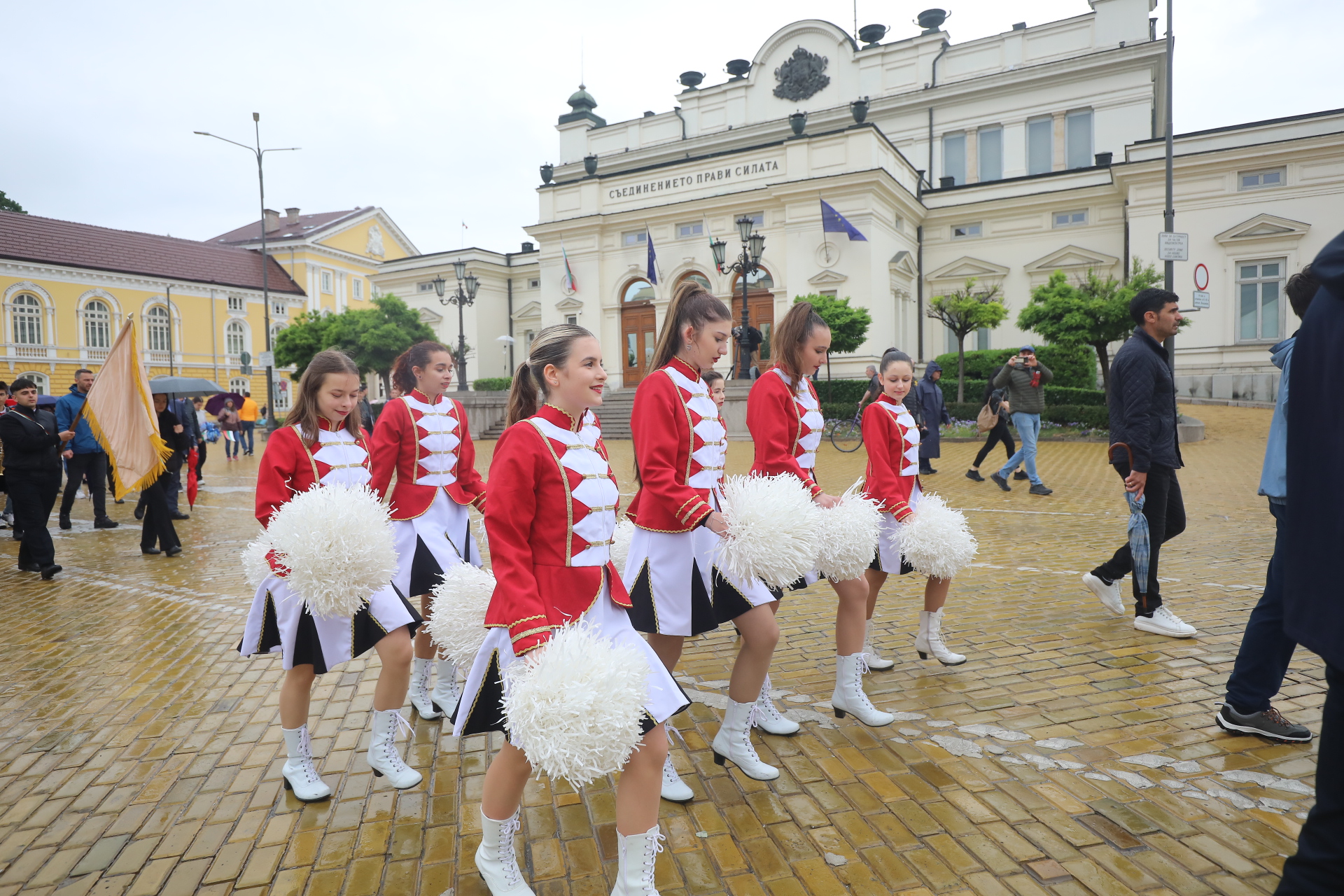 <p>Празничното шествие за 24 май в София</p>