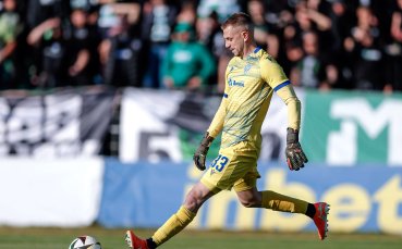 Пламен Илиев е №1 при вратарите в еfbet Лига
