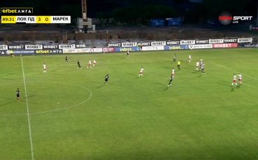 Мартин Петков пропусна да покачи на 4:0 от дузпа, отсъдена с помощта на ВАР
