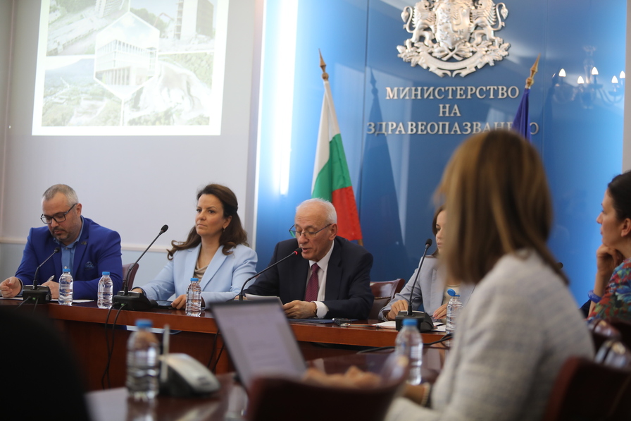 <p>Представяне на проекта за Национална многопрофилна детска болница</p>