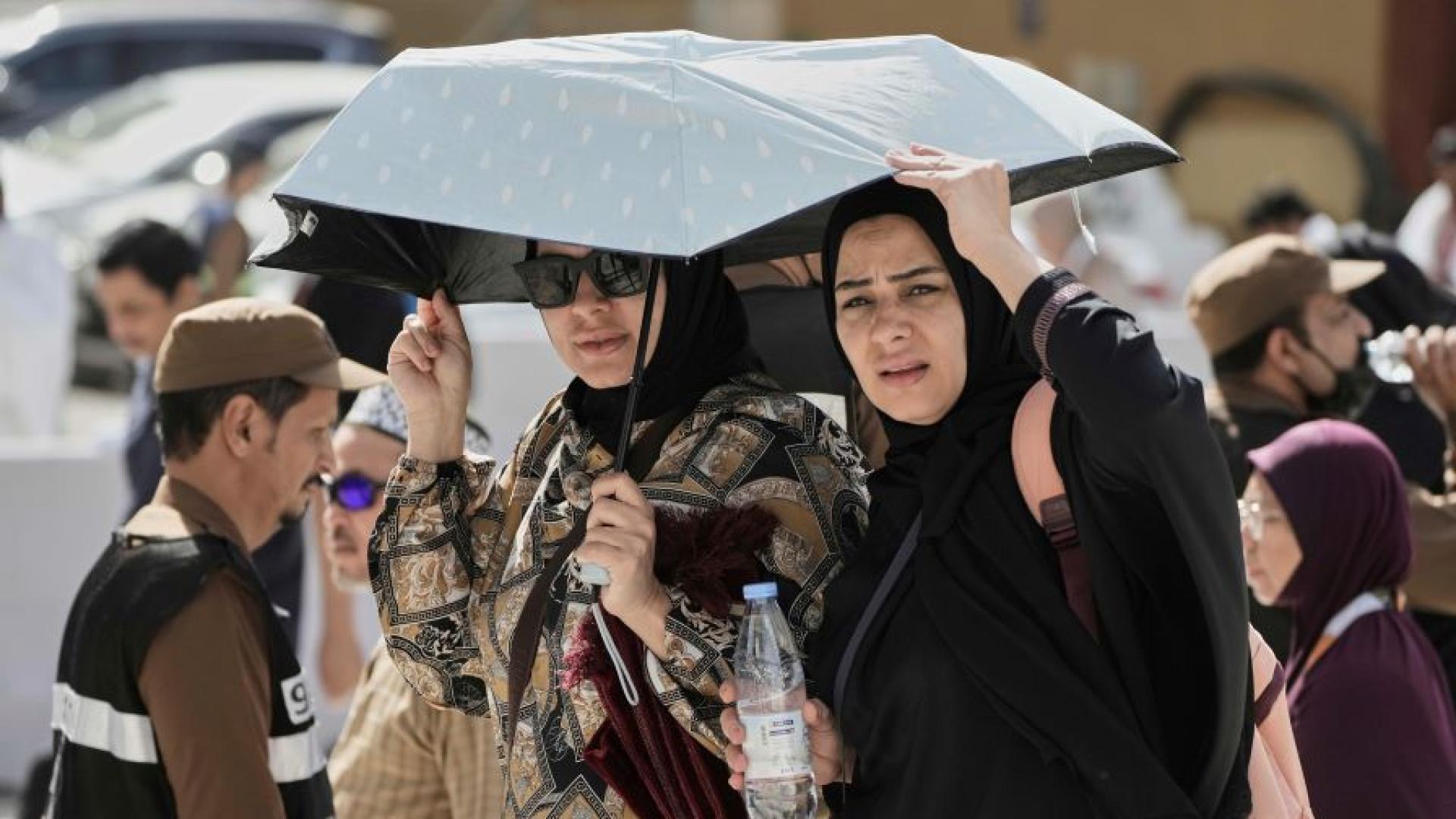 Мюсюлмани от целия свят се събират в град Мека в